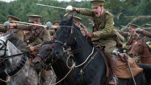 战马1电影在线观看,勇者无畏，战火中的传奇  第1张